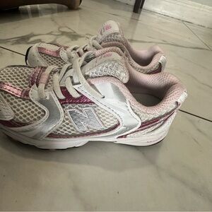 New Balance 530 Absorbs